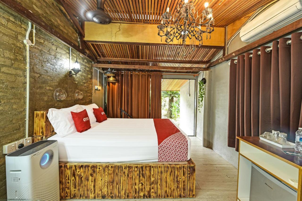 Oyo 90636 Teratak Zakiah Chalet Jerantut Extérieur photo