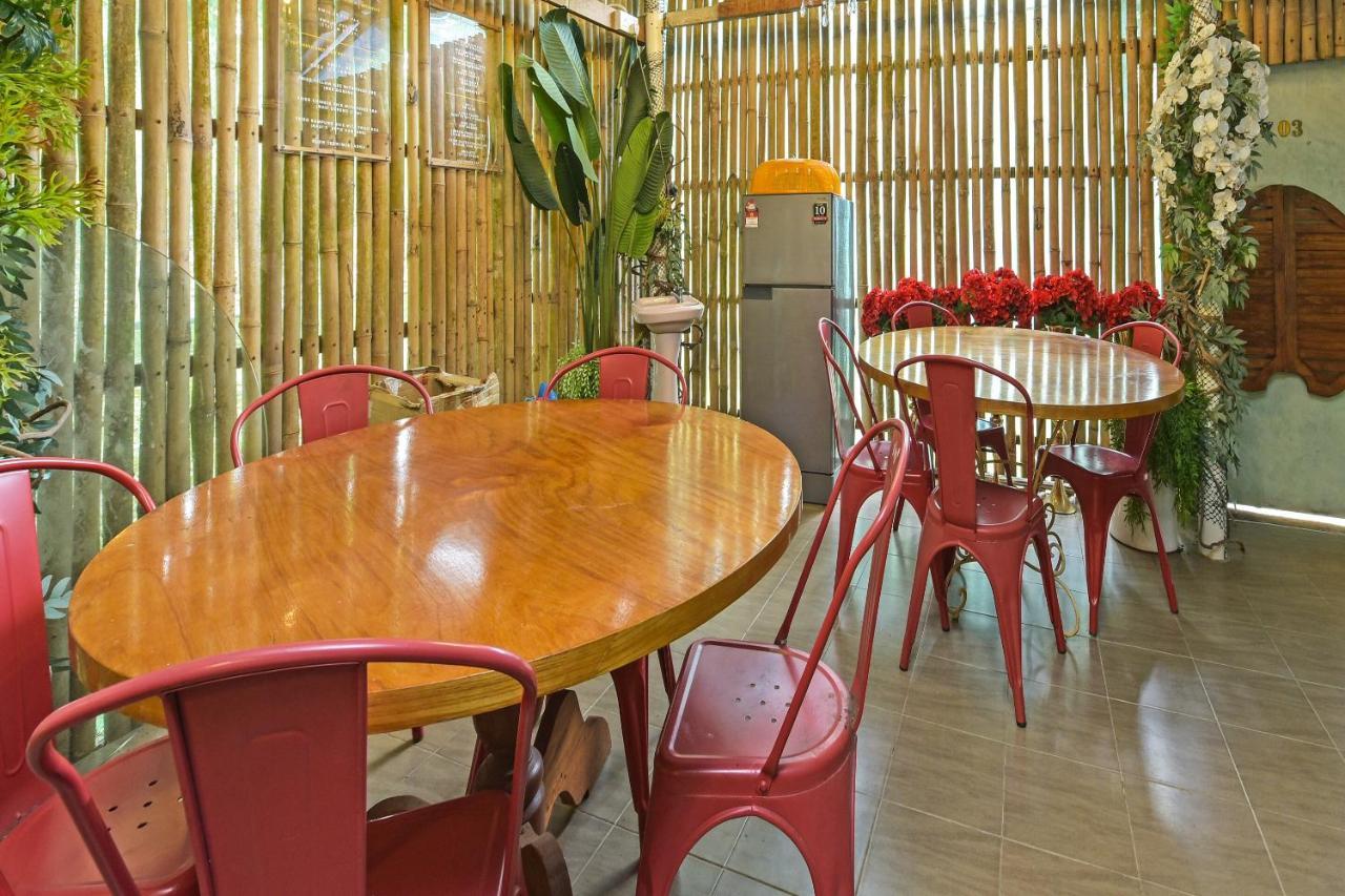 Oyo 90636 Teratak Zakiah Chalet Jerantut Extérieur photo