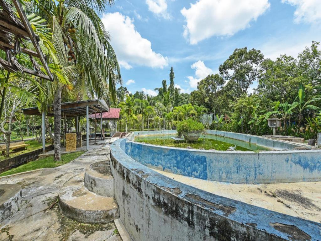 Oyo 90636 Teratak Zakiah Chalet Jerantut Extérieur photo