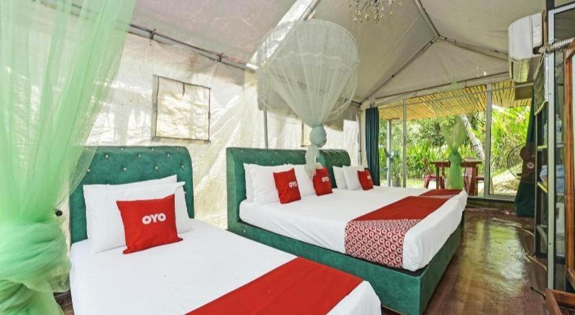 Oyo 90636 Teratak Zakiah Chalet Jerantut Extérieur photo